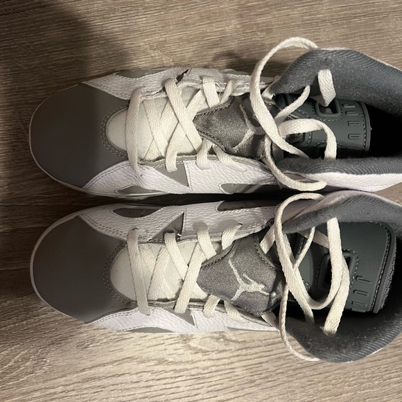 COPY - Little Kid Jordans - Picture 1 of 3